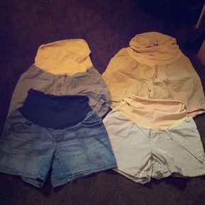 4 pack on maternity shorts, will sell individually